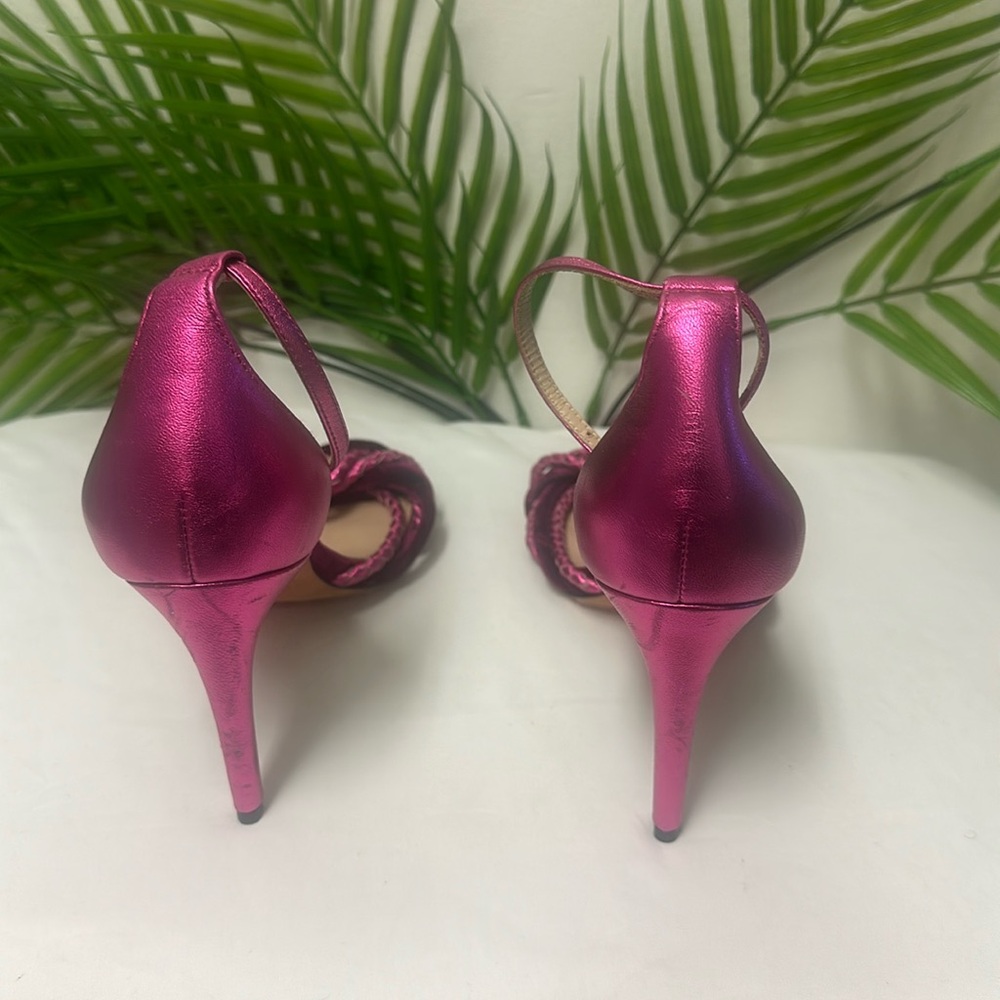 RACHEL ZOE AUBREY HEELED SANDAL IN MAGENTA WITH twisted knotted details.Size:7.5 - Picture 9 of 16